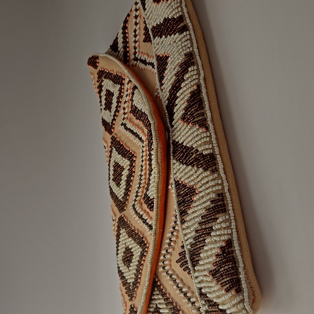 Francesca's Beaded Diamond-Pattern Convertible Cl… - image 1